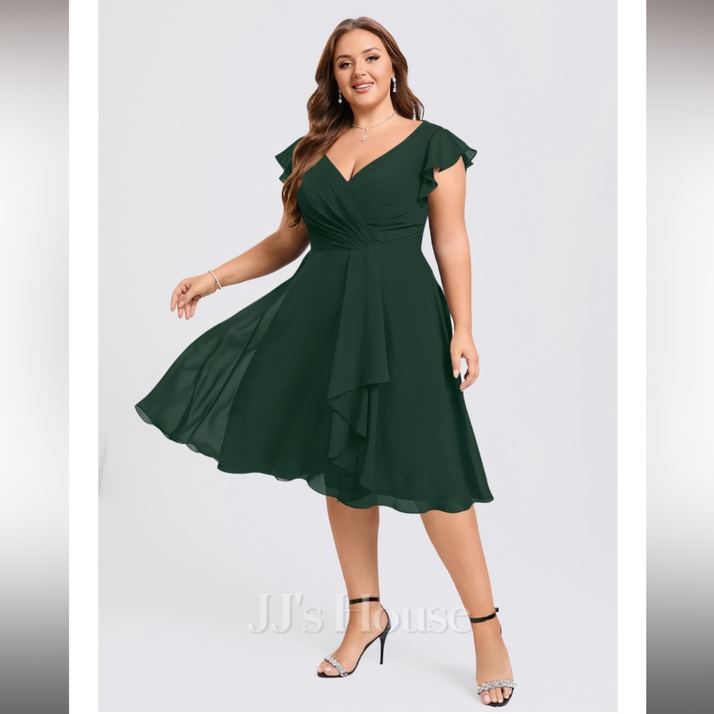 JJs House Emerald Green Flutter Sleeve Formal Dress